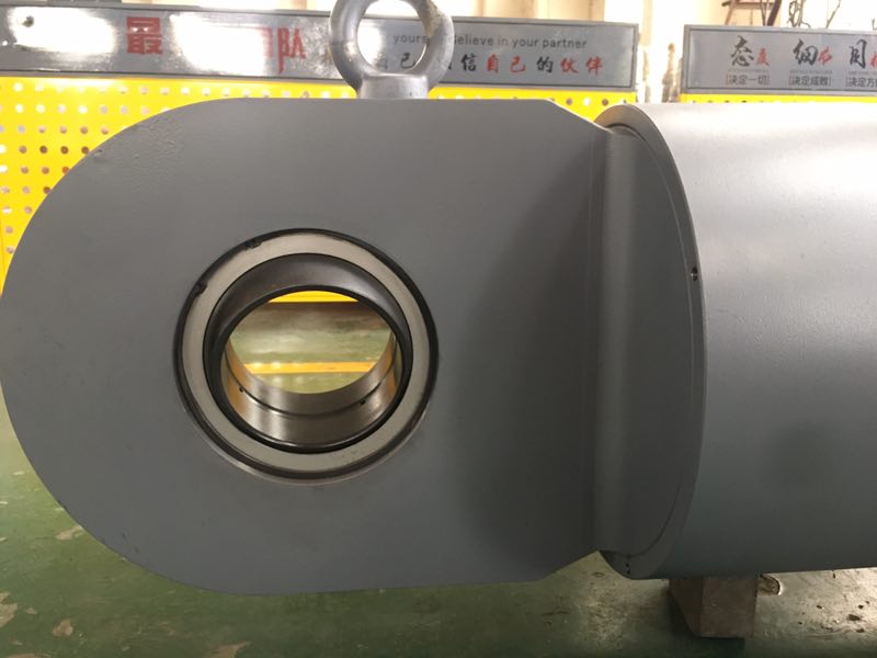 阻尼器液压缸